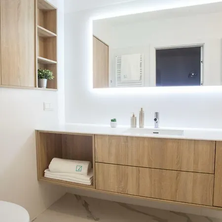 C4 Ceynowy Apartamento *