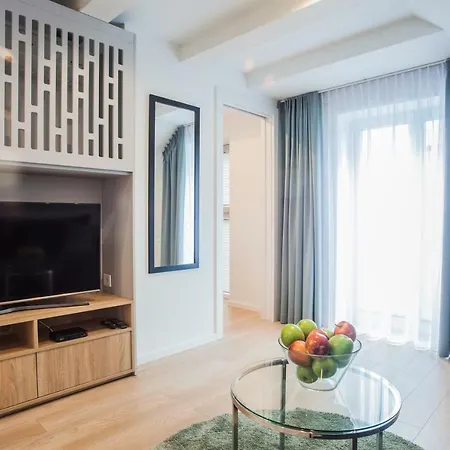 C4 Ceynowy Apartamento *