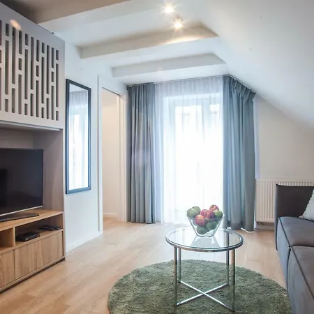 C4 Ceynowy Апартаменты *