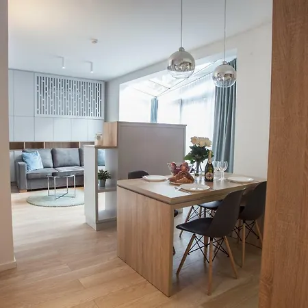 Апартаменты C4 Ceynowy *